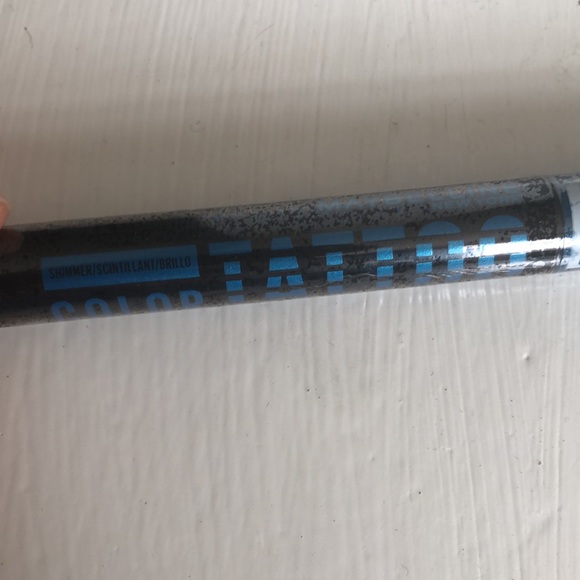 Brand new maybelline color tattoo eyeshadow stick - Picture 2 of 5